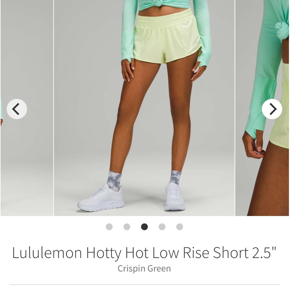 Lululemon Hotty Hot Low Rise Short 2.5"